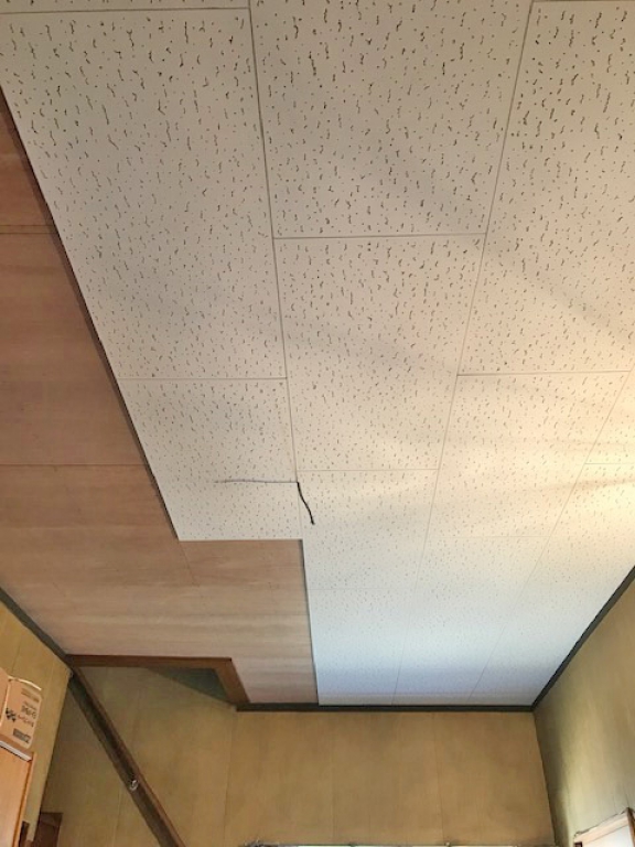 天井の合板下地